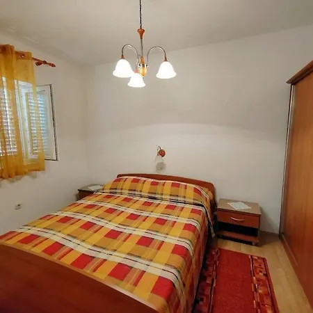 With Parking Space Barbat, Rab - 25028 Apartment Rab Town